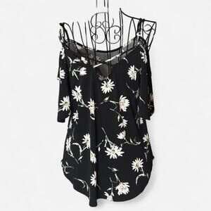 Kaileigh Stitch Fix Valette Lattice Back Floral Top Black XS